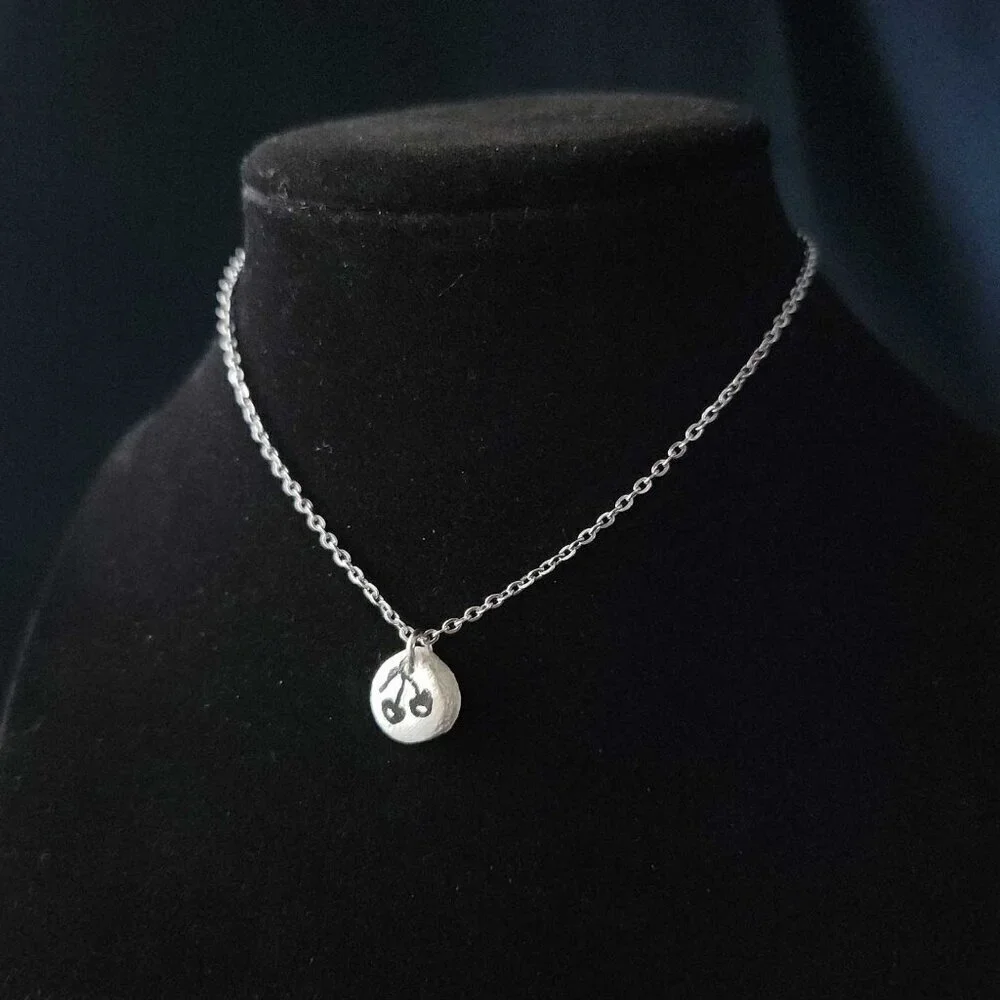 Dainty mini black cherry necklace with a small silver chain - Picture 13 of 14